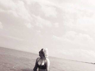 色情视频聊天 -brilliantly-