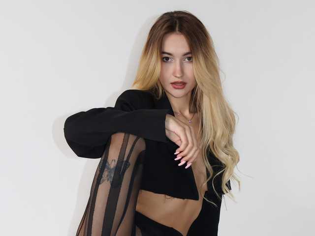 个人资料的照片 -Lana-Chester-