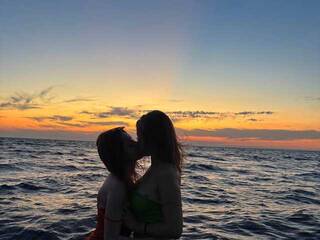 色情视频聊天 -BaRaH0LkA-