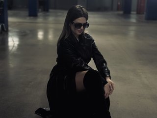 色情视频聊天 -Tan4iik-