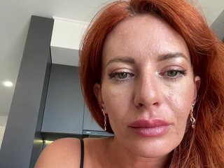 色情视频聊天 MelenaFox