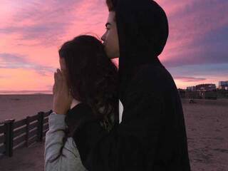 色情视频聊天 2ndAct