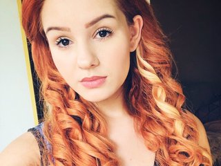 个人资料的照片 1_Aariella_1