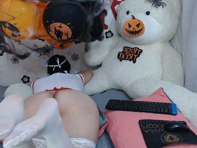 相片 Abby-Collinss happy halloween !!! #latina #ass #tattos #smile #boobs #feet #pussy #lovense #dildo #dj #plug