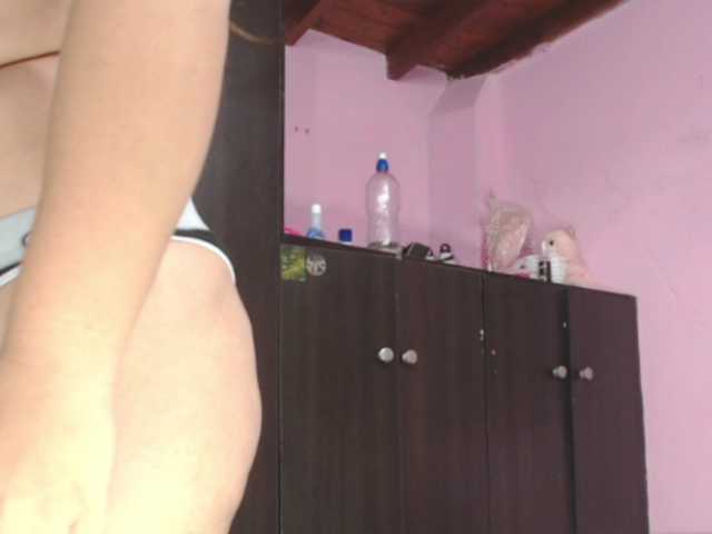 广播屏幕截图 acutegirlxx