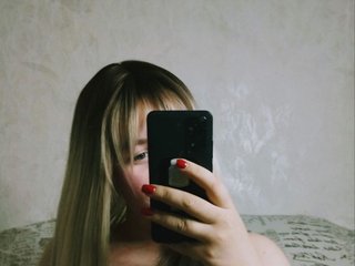 色情视频聊天 Adelina-Buns