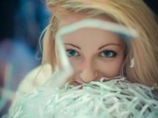 个人资料的照片 adelina89