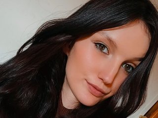 色情视频聊天 AdelineModel