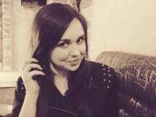 色情视频聊天 adelinna