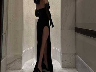 色情视频聊天 Adelyat