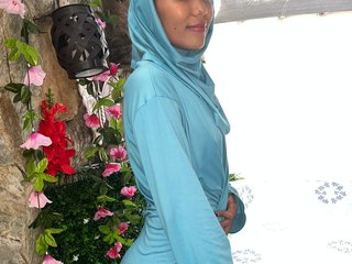 色情视频聊天 AdilaFaez