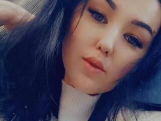 色情视频聊天 Adolyahan