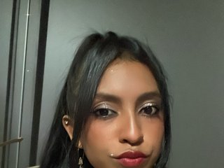 色情视频聊天 Adrianagrandeee