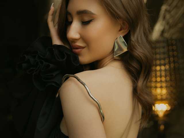 个人资料的照片 Afffiiina