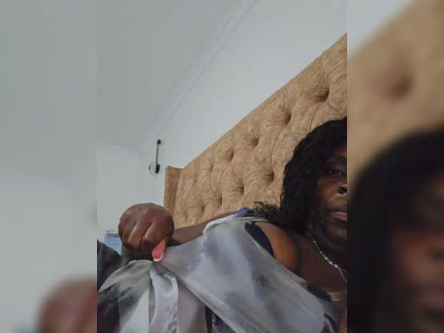 广播屏幕截图 AfricanShyQueen1