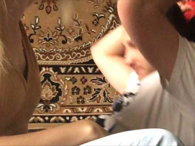 广播屏幕截图 AimeeAh