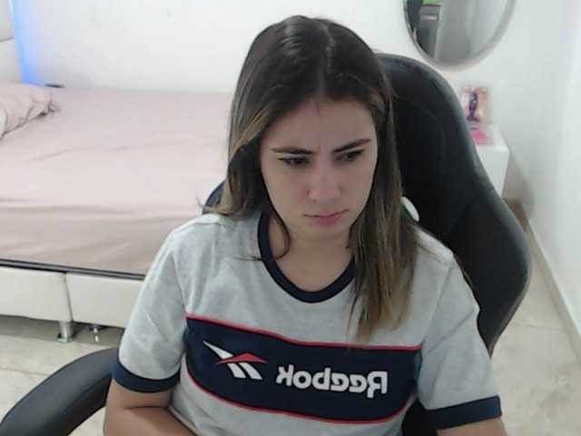 广播屏幕截图 Alanaperry