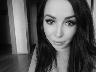 色情视频聊天 Albertina-Bertie