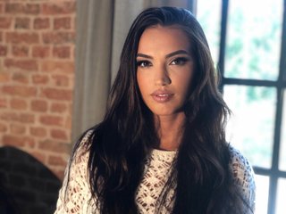 色情视频聊天 AlexisLovee