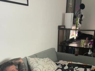 色情视频聊天 AlexMir69