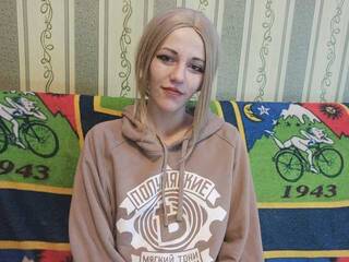 色情视频聊天 Alice-Hoffman