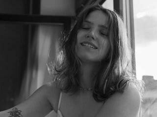 色情视频聊天 AliceKittie