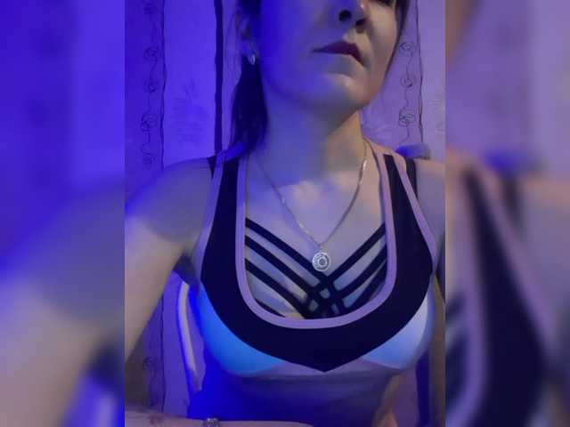 广播屏幕截图 Alinaa888