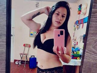 色情视频聊天 AlisonRoxx