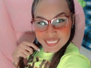 色情视频聊天 Alondramiller