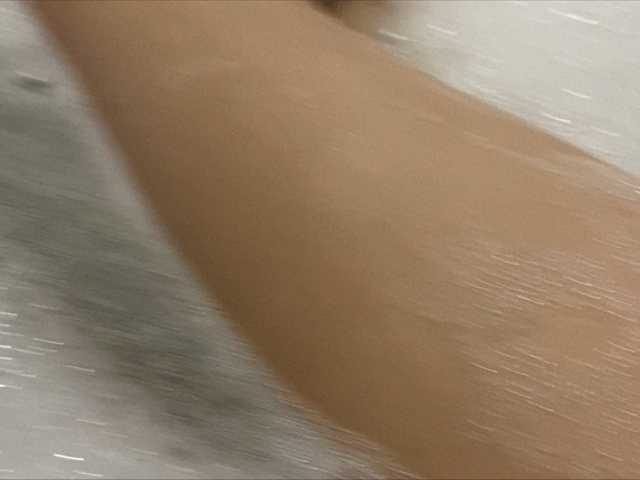 广播屏幕截图 Alyazz