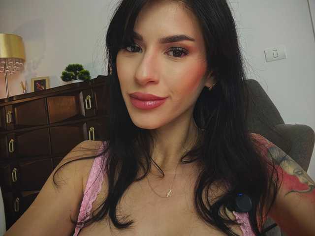 个人资料的照片 alyonaqueen