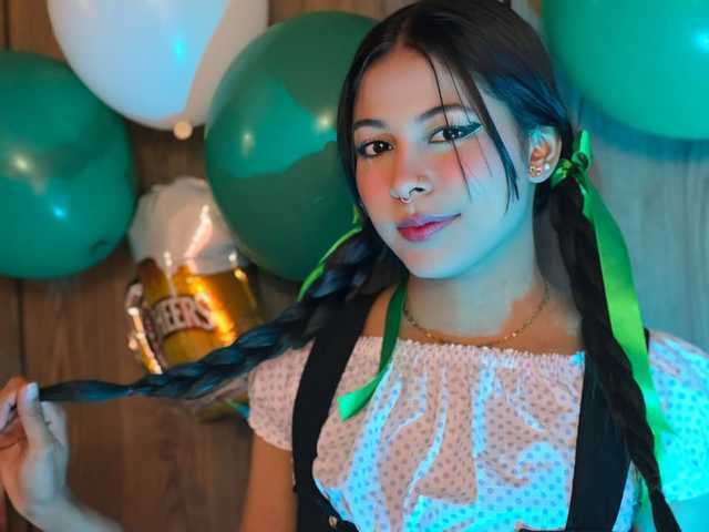 个人资料的照片 ALYSSON18