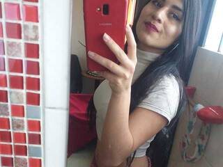 色情视频聊天 Amadoraber