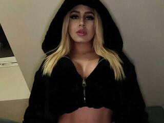 色情视频聊天 AmaraPierce