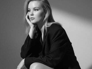 色情视频聊天 Amelia2004