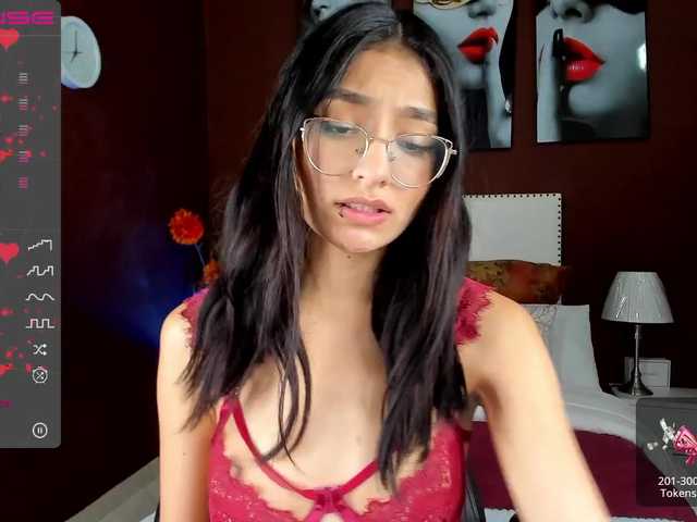 相片 anahianahi welcome my room guys!!!! dare to have fun with me!!!!!#lovense#smalltitts#blowjob#ass