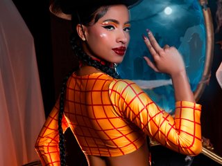 色情视频聊天 AnahisBennett