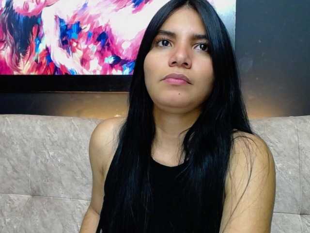 广播屏幕截图 andrea-hot