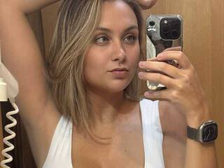 色情视频聊天 Andrea-urdream