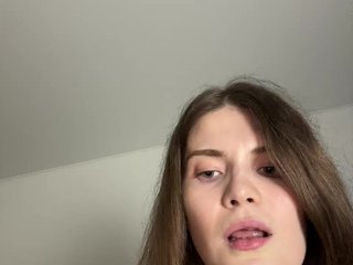 色情视频聊天 angelicGlasha