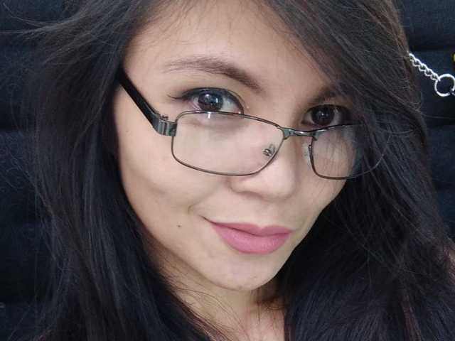 个人资料的照片 angelinasia