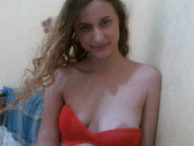 广播屏幕截图 angelsofia21