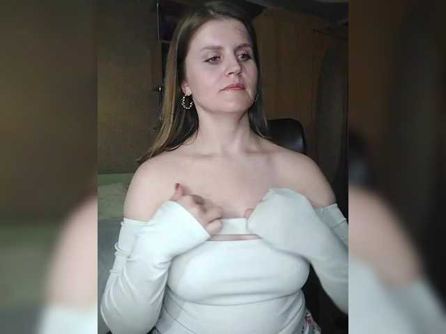 广播屏幕截图 AnitaGlamorX