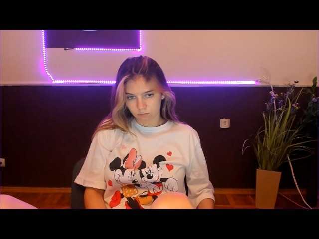 广播屏幕截图 Alishasweet02