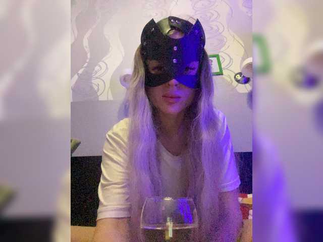 广播屏幕截图 anna12193