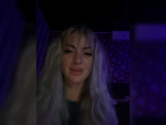 广播屏幕截图 anna12193