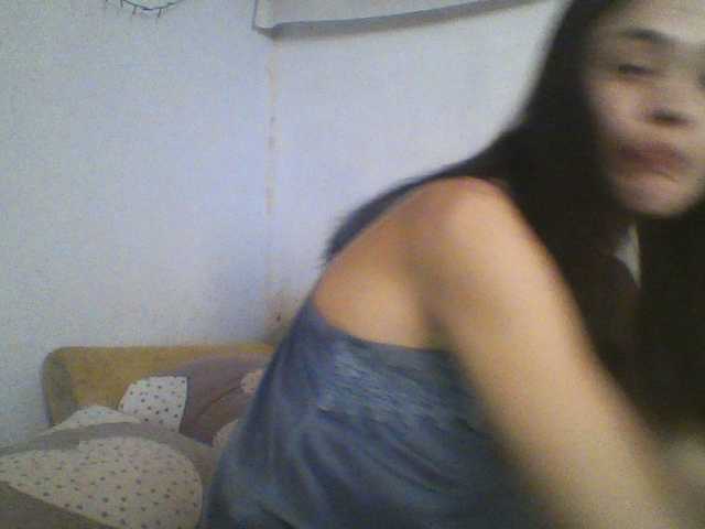 广播屏幕截图 Annahottie81
