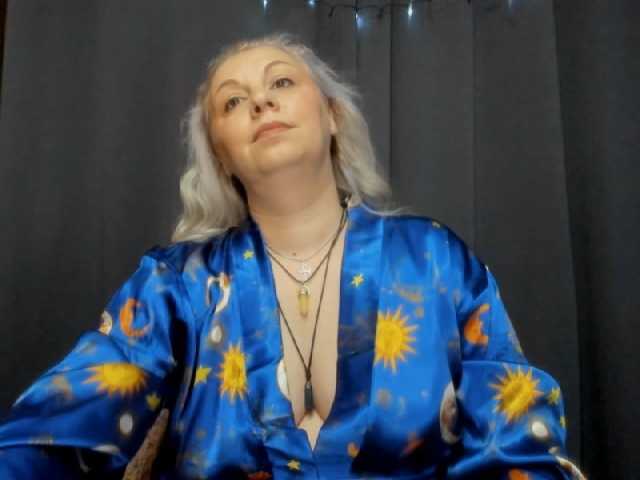 广播屏幕截图 AnngelynaJoy