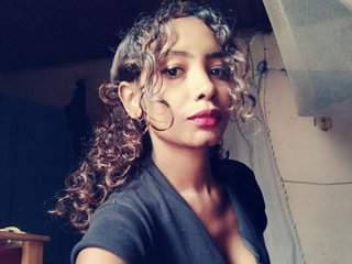 色情视频聊天 Annicka25