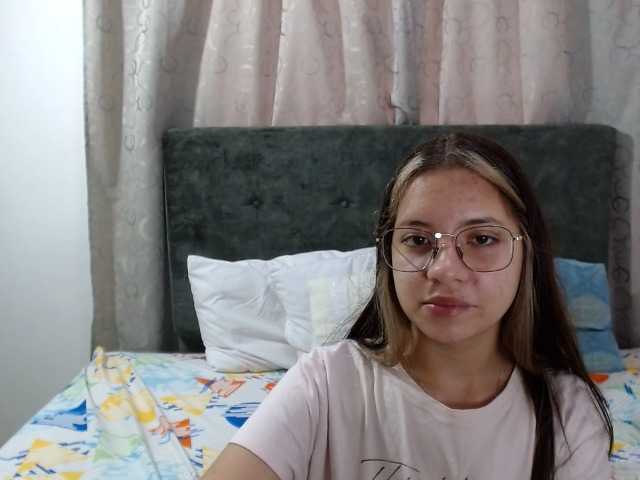 相片 annielove18 Hi guys, do you want to have fun with me? squirt show in pvt♥♥